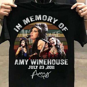 Amy Winehouse Signature Retro Music Artist Fan Graphic Unisex T-Shirt  73